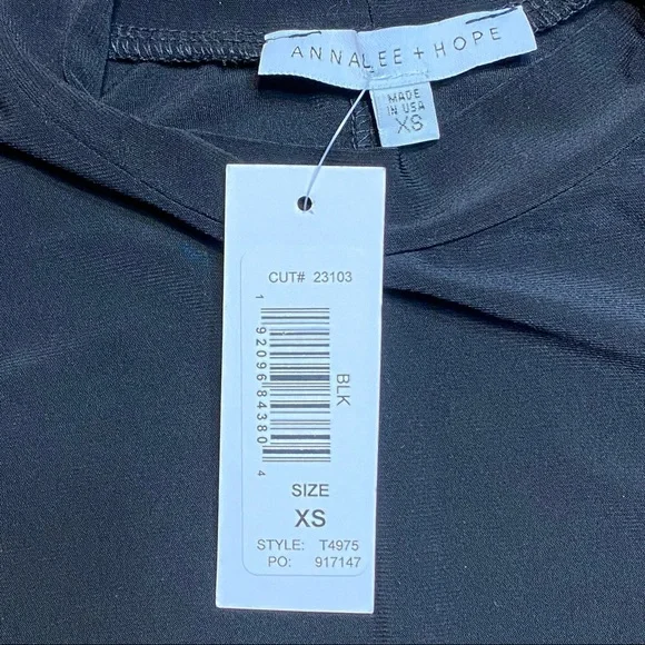 Annalee & Hope Embellished Hemline Sleeveless Black Dress
Size XS - Picture 9 of 15